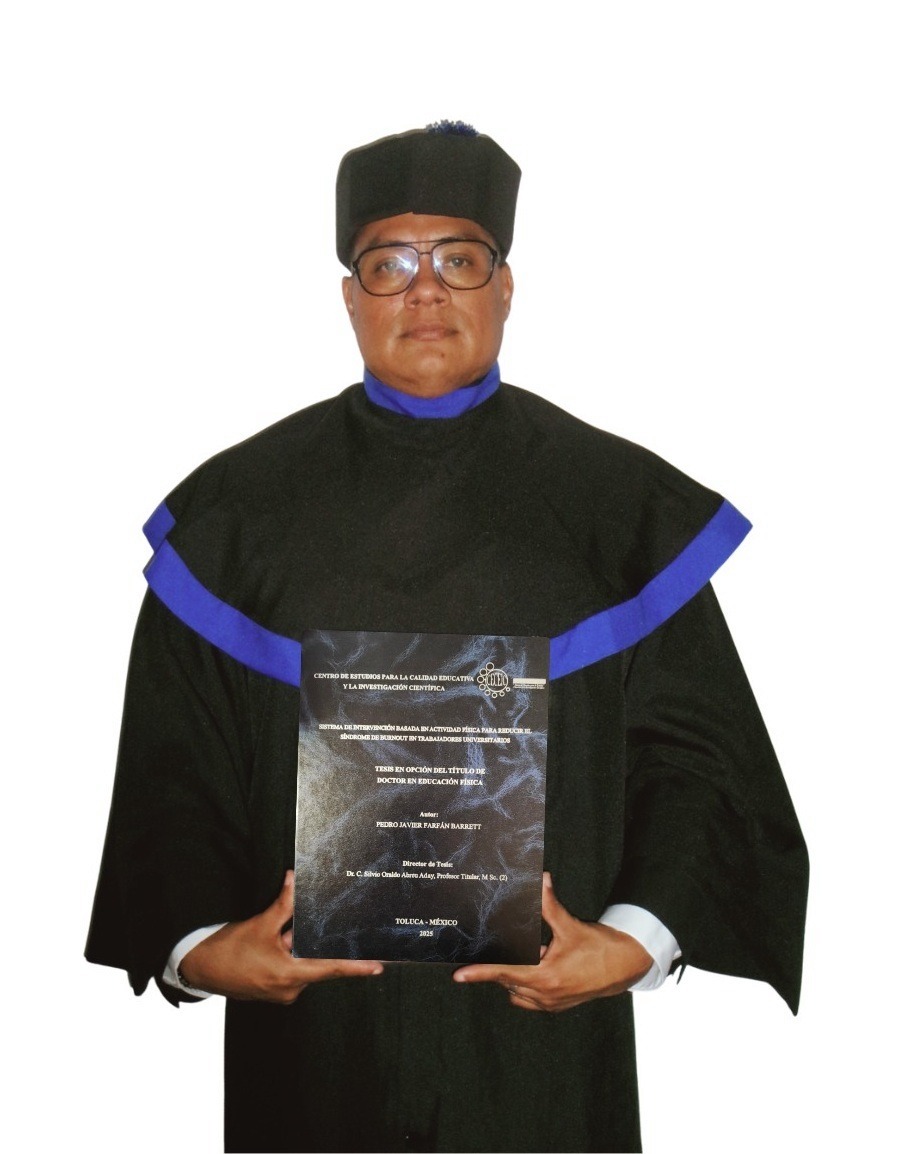 Dr. Pedro Javier Farfán Barrett. Ecuador.
